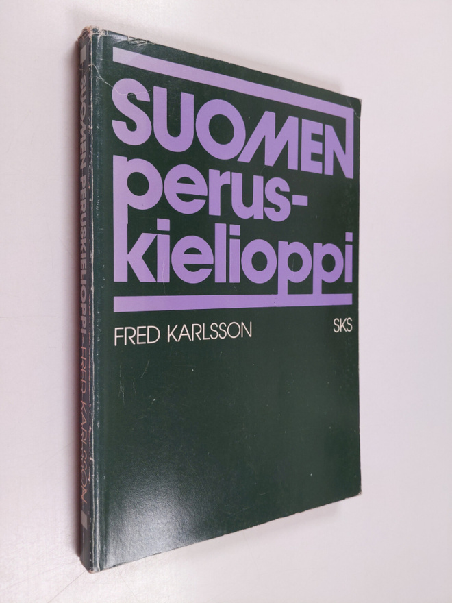 Fred Karlsson : Suomen peruskielioppi