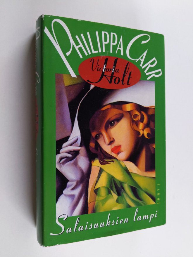 Philippa (Victoria Holt) Carr : Salaisuuksien lampi