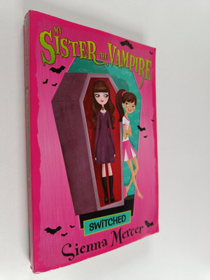 Sienna Mercer : Switched