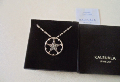 Kalevala Iso Michael Monroe A Star All Heart riipus Hopea