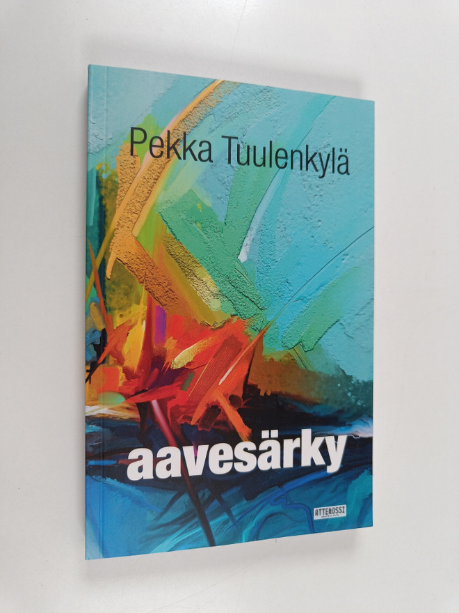 Pekka Tuulenkylä : Aavesärky : romaani