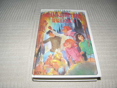 Enid Blyton Seikkailujen laakso  -sid