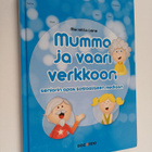 Marjatta Laine : Mummo ja vaari verkkoon : seniorin opas ... - pikkukuva 1