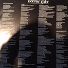 LP-LEVY: BONNIE TYLER : FASTER THAN THE SPEED OF NIGHT - pikkukuva 4