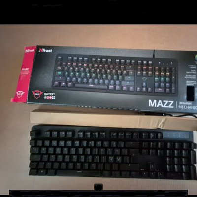[Outemu Red -mekaaniset kytkimet] Uusi: Trust GXT 863 Mazz