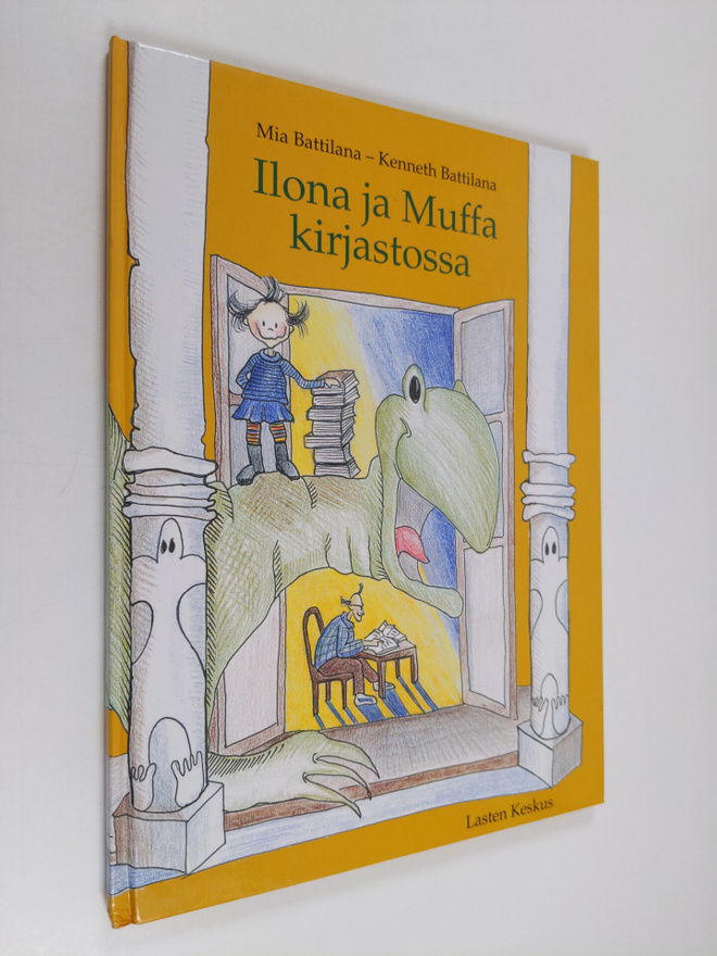 Mia Battilana : Ilona ja Muffa kirjastossa