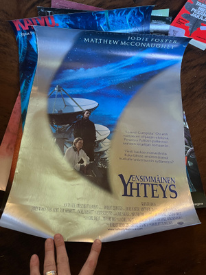 Ensimmäinen yhteys