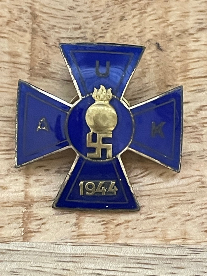 Ilmatorjunnan aliupseerikoulun kurssiristi 1944