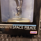 SPACE PIRATE statue - HEAD HUNTER STORE. - pikkukuva 2