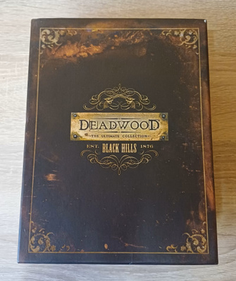 Deadwood sarja – Täydellinen kokoelmaboksi (DVD)