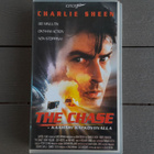 VHS: The Chase / Kaahari Katkoviivalla (Charlie Sheen 1993) - pikkukuva 1