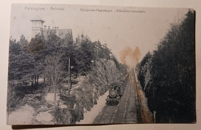 Helsinki, höyryveturi ja vaunut Eläintarha-Linnunlaulu, 1907