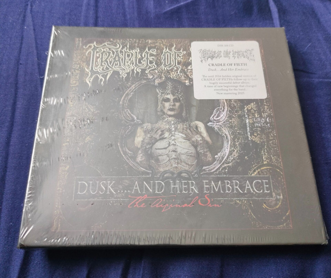 Cradle Of Filth - Dusk....And Her Embrace - The Original Sin
