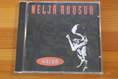 Neljä Ruusua:Haloo CD