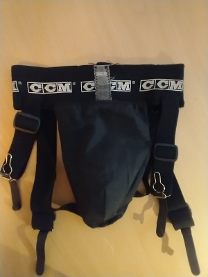 CCM Alasuoja sukkanauhoilla 26-30''