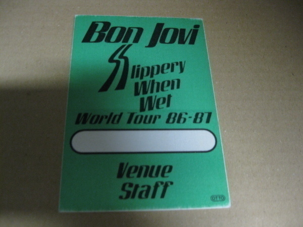 BON JOVI - WORLD TOUR 86-87 BACKSTAGE PASSI .