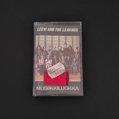 Leevi And The Leavings - Musiikkiluokka C-KASETTI