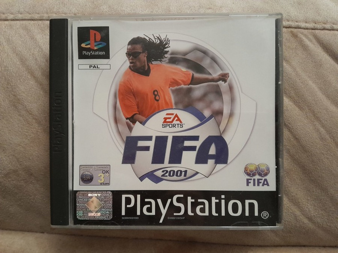 Sony PlayStation 1 Fifa 2001 videopeli CIB PAL