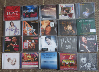 20 kpl:n paketti cd-levyjä (E28)