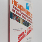 Steven D. Levitt : Freakonomics : a rogue economist explo... - pikkukuva 1