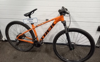 [T2023] Trek Marlin 7 maastopyörä