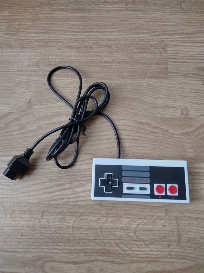 Nintendo NES ohjain