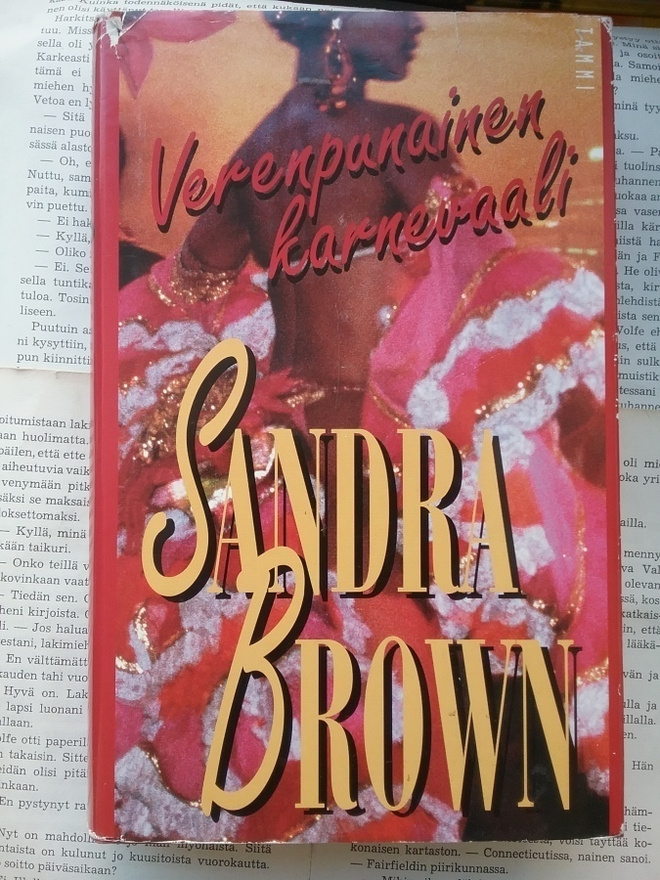 Sandra Brown - Verenpunainen karnevaali (sid.)