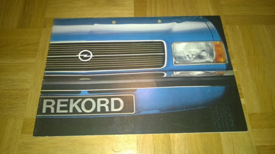 Esite Opel Rekord 2000, 1970-luku