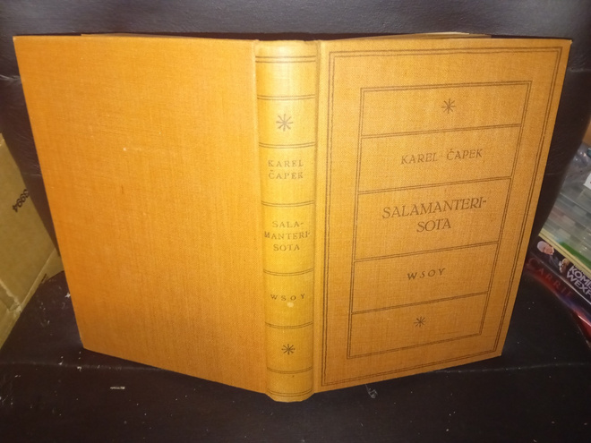 Karelia Capek : Salamanterisota ( SIS POSTIKULU  ) 1938