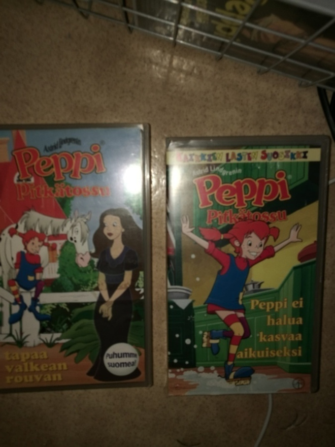 VHS videokasetti Peppi Pitkätossu 2 kpl: Peppi ei halua kasv