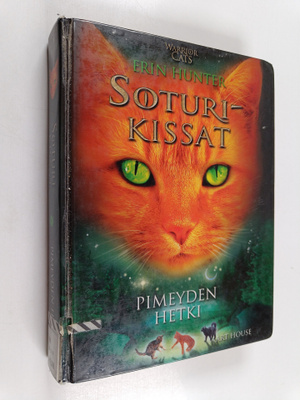 Erin Hunter : Pimeyden hetki