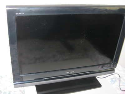 SONY BRAVIA 26" HD TELKKARI