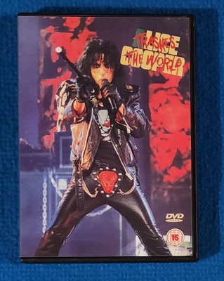Alice Cooper – Trashes The World