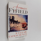 Frances Fyfield : A Clear Conscience - pikkukuva 1