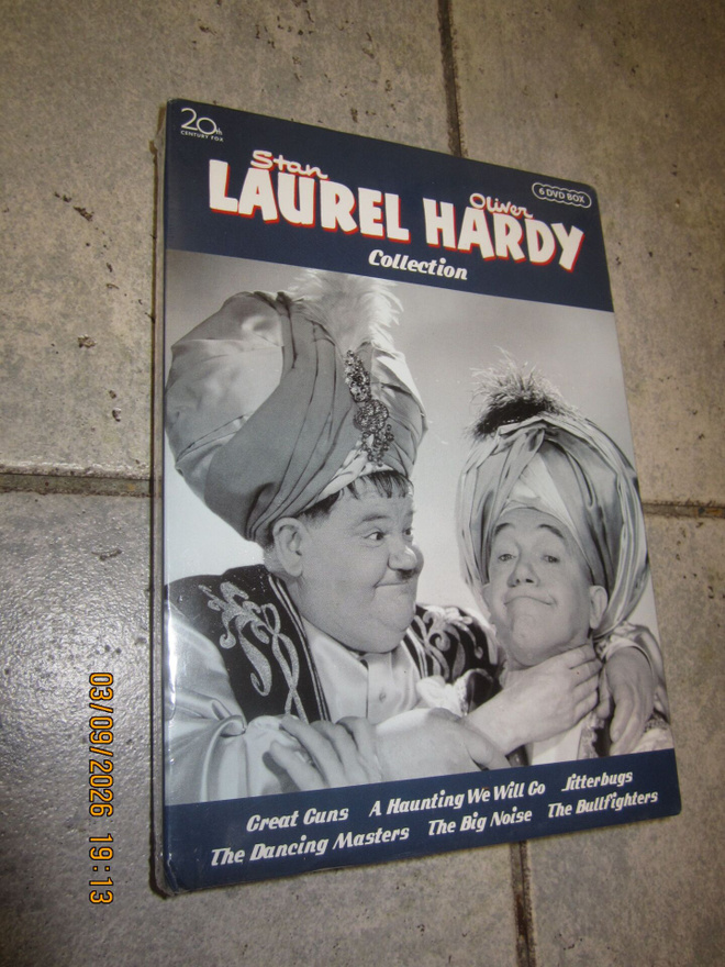Laurel & Hardy Collection 6 DVD BOX (Avaamaton / muoveissa)