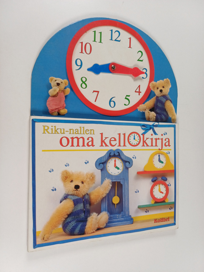 Riku-nallen oma kellokirja