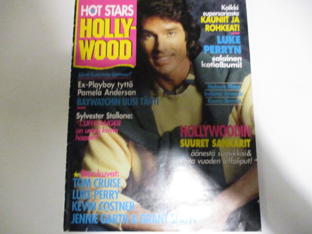 HOT STARS HOLLYWOOD