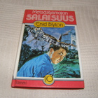 Enid Blyton Metsästysmajan salaisuus 10 - pikkukuva 1