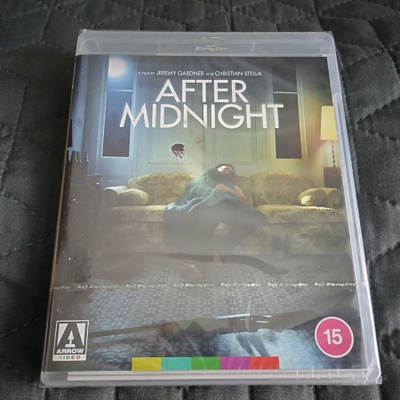 After Midnight Blu-ray **muoveissa**