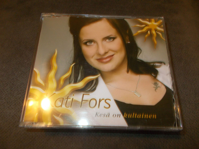 CDM KATI FORS ** KESÄ ON KULTAINEN **