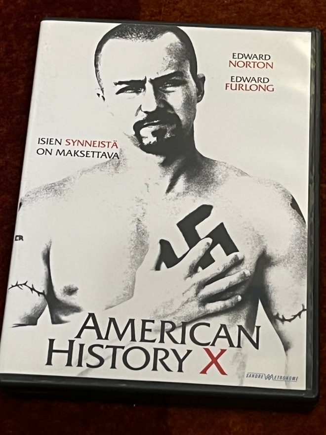 AMERICAN HISTORY X - DVD - edward norton