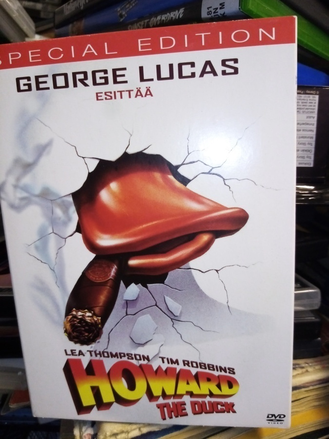 DVD :  HOWARD THE DUCK