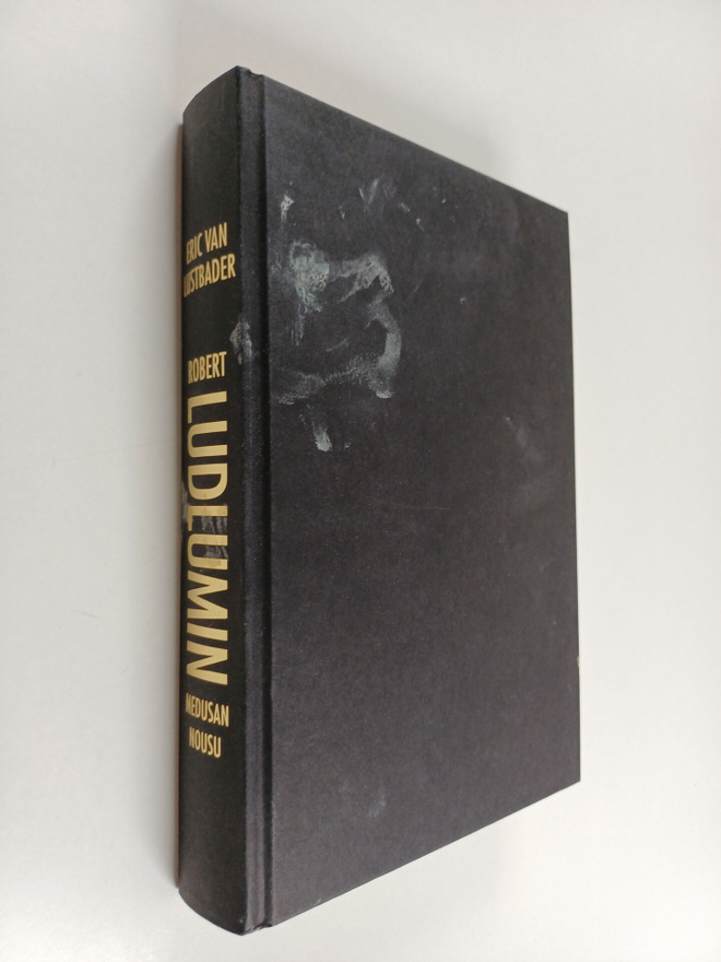 Eric Van Lustbader : Robert Ludlumin Medusan nousu