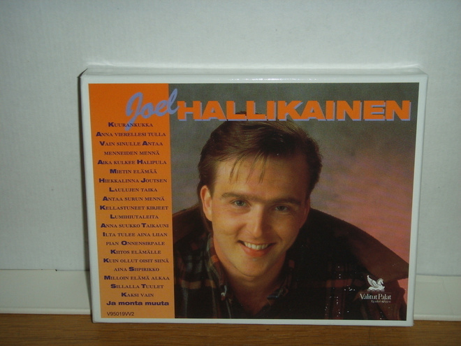 Joel Hallikainen * C-kasettiboxi 2 kasettia*