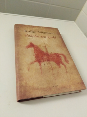 Kaiho Nieminen: Pakolaisten kuski
