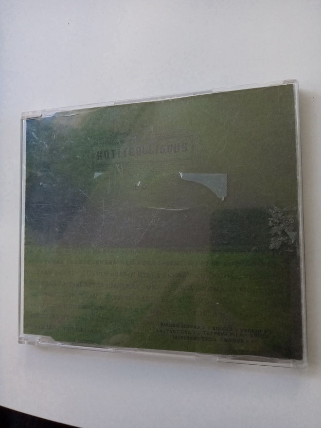 KOTITEOLLISUUS - 4:n biisin cd-single + - 0 (Sis.postikulut)