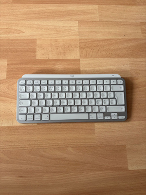 Logitech MX Keys Mini -näppäimistö