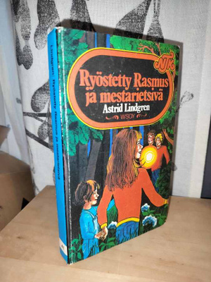Astrid Lindgren - Ryöstetty Rasmus ja mestarietsivä