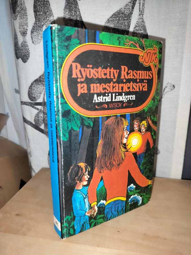 Astrid Lindgren - Ryöstetty Rasmus ja mestarietsivä
