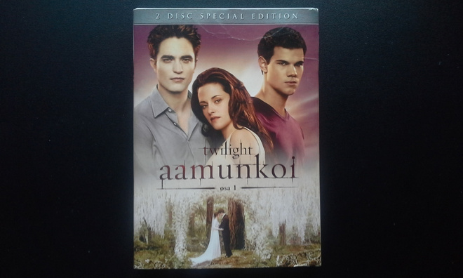 DVD: Twilight - Aamunkoi Osa 1. 2 Disc Special Edition (2011